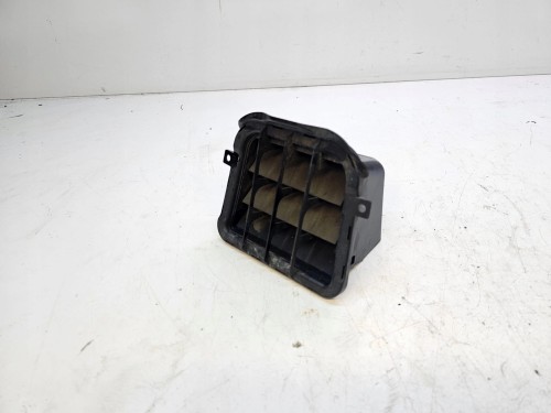 KRATKA POWIETRZA TYŁ AUDI A4 B8 LIFT A5 8K0819161A