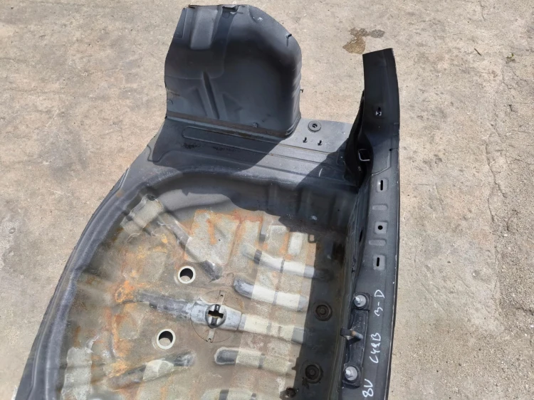 ĆWIARTKA WANNA PAS TYLNY AUDI A3 8V 3-DRZWI 2012-2018