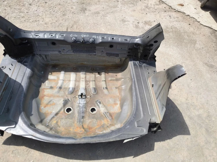 ĆWIARTKA WANNA PAS TYLNY AUDI A3 8V 3-DRZWI 2012-2018