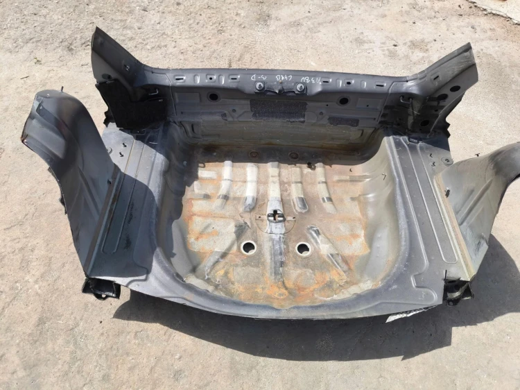 ĆWIARTKA WANNA PAS TYLNY AUDI A3 8V 3-DRZWI 2012-2018