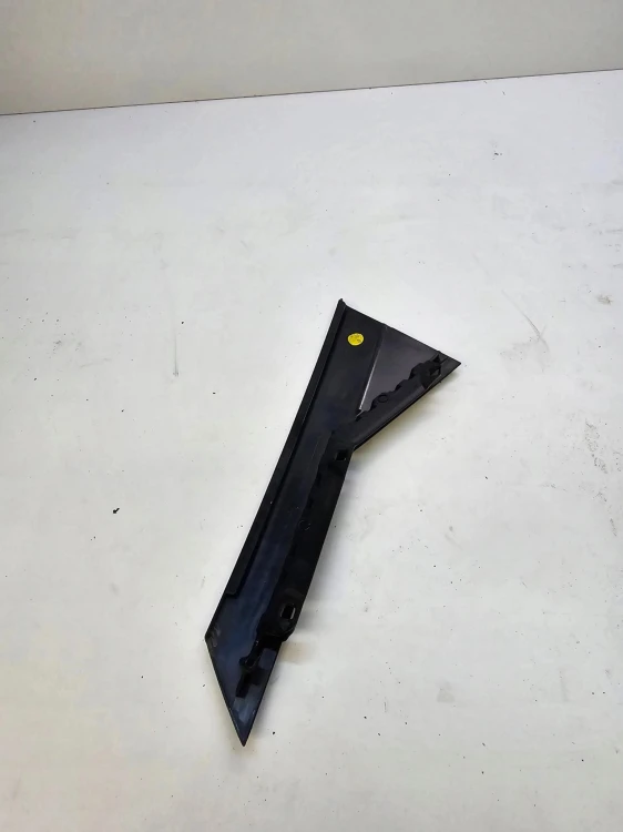 NAKŁADKA OSŁONA SŁUPKA AUDI A4 B9 PRAWY TYŁ 8W5839904A