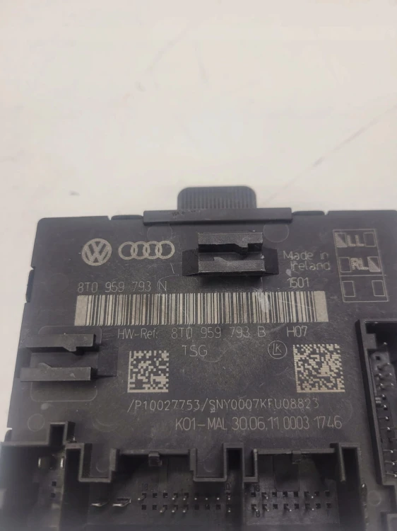 MODUŁ STEROWNIK DRZWI AUDI A4 B8 A5 Q5 8T0959793N
