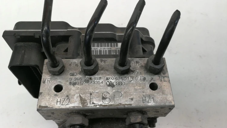POMPA ABS ESP AUDI A4 B8 A5 8T Q5 8R 8K0907379AK