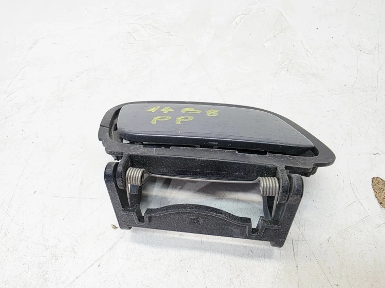 ZAŚLEPKA SPRYSKIWACZA PRAWA AUDI A4 B8 8K0955276H 8K0807788H