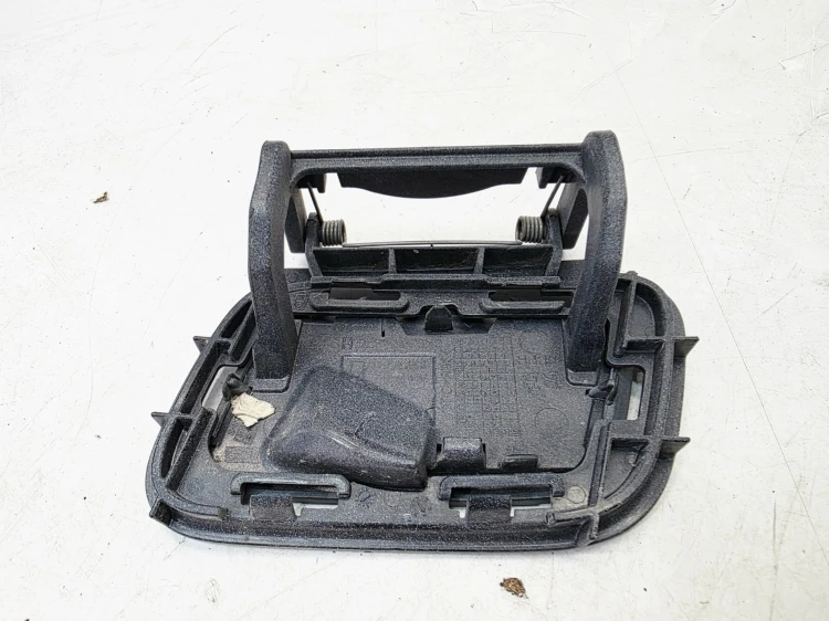 ZAŚLEPKA SPRYSKIWACZA PRAWA AUDI A4 B8 8K0955276H 8K0807788H