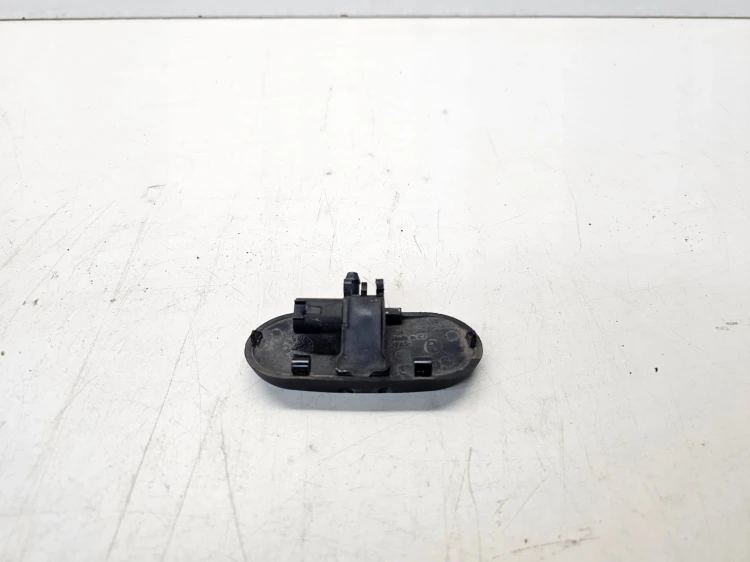 DYSZA SPRYSKIWACZA PRAWA AUDI A6 C6 4F0955988A