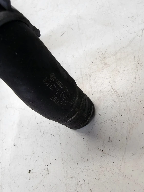 PRZEWÓD WĄŻ WODY AUDI A1 8X Q3 8U 6C0122157A