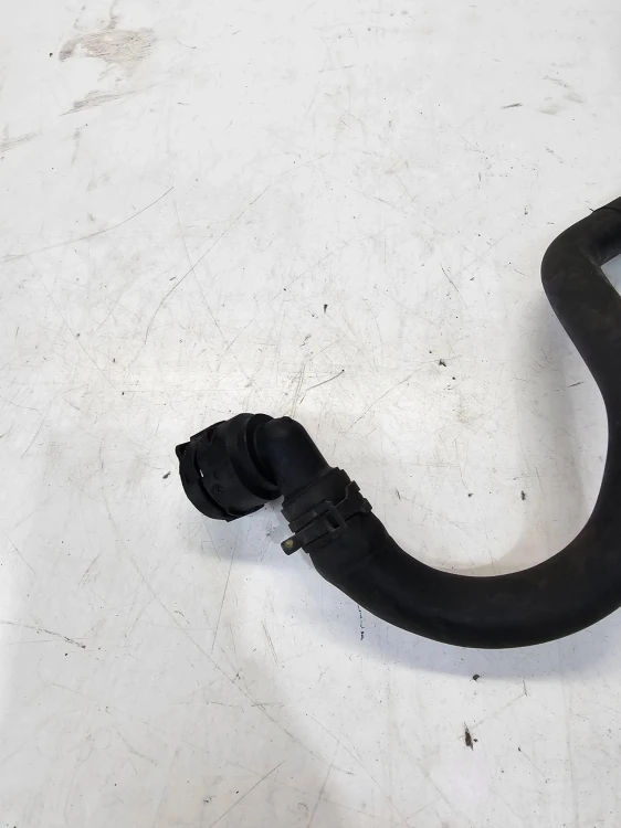 PRZEWÓD WĄŻ WODY AUDI A1 8X Q3 8U 6C0122157A