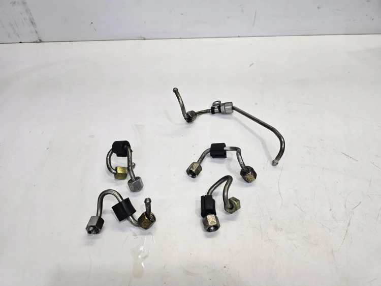 PRZEWODY PRZELEWY PALIWA AUDI A4 A5 A6 2.0 TDI DEU 04L130321C