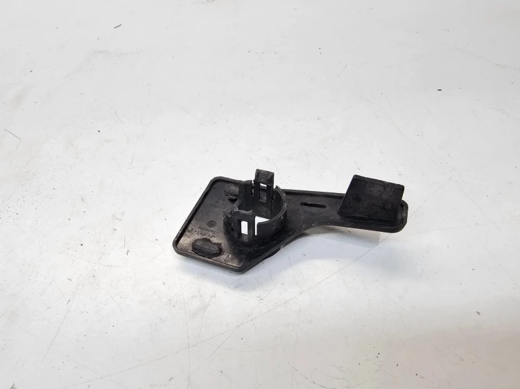 MOCOWANIE KOSZYK OBUDOWA CZUJNIKA PDC LEWY AUDI A6 C7 LIFT 4G0919267K