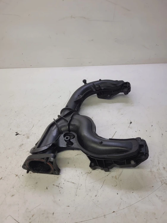 KOLEKTOR SSĄCY AUDI A4 A5 A6 2.7 3.0 TDI 059145762B