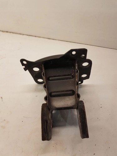 ODBÓJ STREFA ZGNIOTU LEWA AUDI A3 05-08 8P0807133