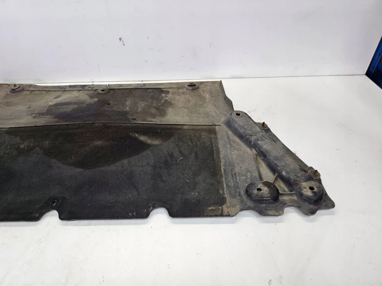 OSŁONA PŁYTA POD SILNIK AUDI A4 B9 8W0863821B