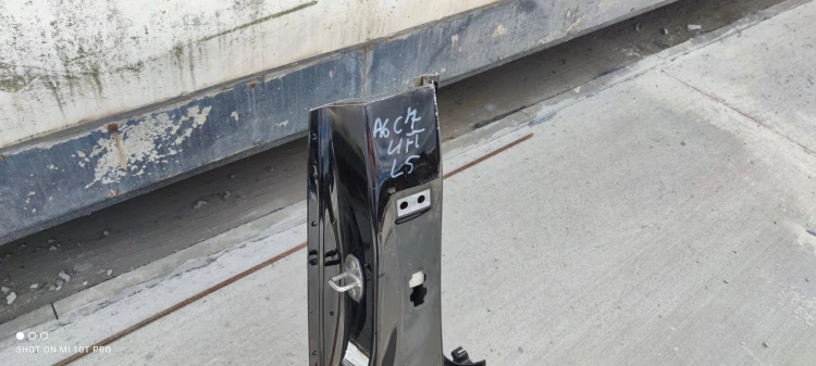 ĆWIARTKA PRÓG SŁUPEK B LEWY AUDI A6 C7 LIFT LY9B