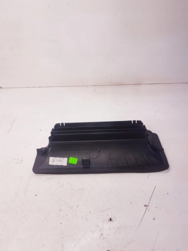 KANAŁ POWIETRZNY TUNEL AUDI A4 B8 A5 8K1858431A
