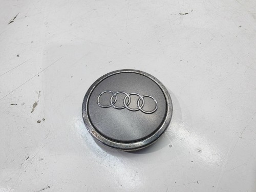 KOŁPAK DEKIELEK FELGI AUDI A4 B8 A5 8T Q5 8R A6 C7 A7 8T0601170A