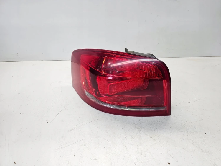 LAMPA LEWY TYŁ AUDI A3 8P LIFT 08-12 8P3945095A