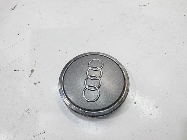 KOŁPAK DEKIELEK FELGI AUDI A4 B8 A5 8T Q5 8R A6 C7 A7 8T0601170A