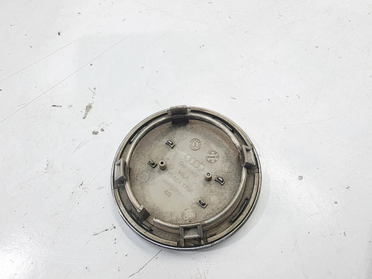 KOŁPAK DEKIELEK FELGI AUDI A4 B8 A5 8T Q5 8R A6 C7 A7 8T0601170A