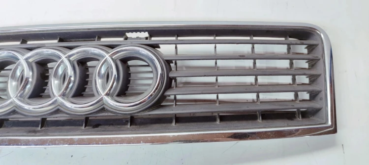 GRILL ATRAPA CHŁODNICY AUDI A6 C5 LIFT 4B0853651F