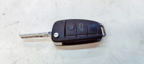 KLUCZYK PILOT SCYZORYK AUDI A4 B7 8E0837220R *1*