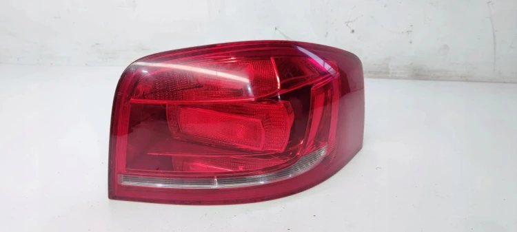 LAMPA PRAWY TYŁ AUDI A3 8PLIFT 08-12 8P3945096A UK