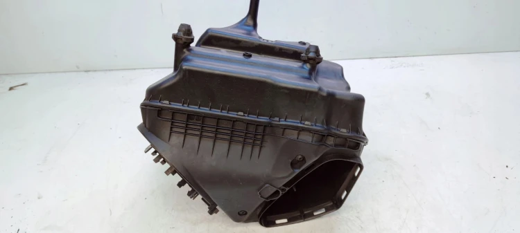 OBUDOWA FILTRA POWIETRZA AUDI A6 C7 A7 3.0 BI TDI 4G0133838F