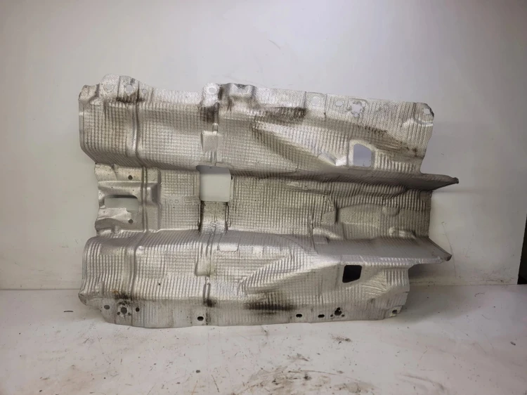 OSŁONA TERMICZNA TUNELU AUDI A4 B9 A5 8W0804160A