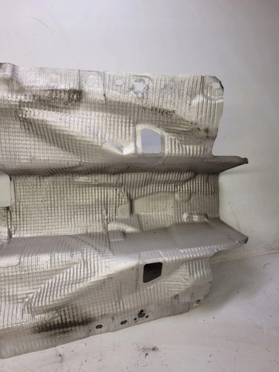 OSŁONA TERMICZNA TUNELU AUDI A4 B9 A5 8W0804160A