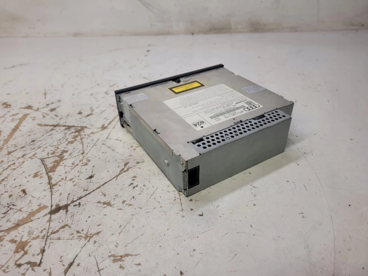 ZMIENIARKA CD AUDI Q7 A6 C6 LIFT 4F0035110