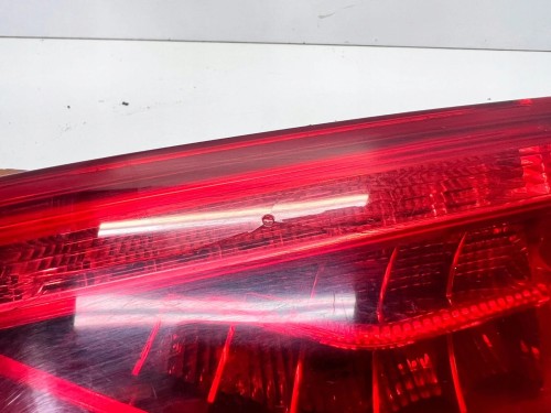 LAMPA PRAWY TYŁ Z KLAPY LED AUDI A5 8T LIFT 8T0945094C USZKODZONA