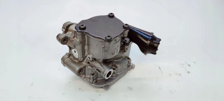 POMPA OLEJU AUDI A4 B9 A5 8W A6 C7 2.0 TDI 04L145208AA 04L145112