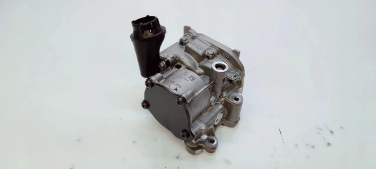 POMPA OLEJU AUDI A4 B9 A5 8W A6 C7 2.0 TDI 04L145208AA 04L145112