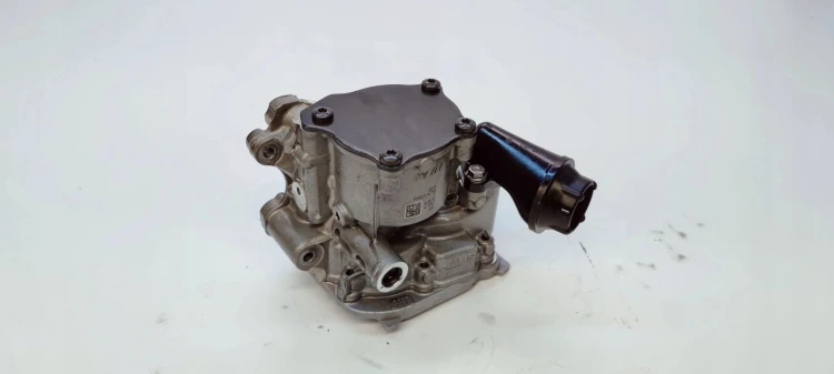 POMPA OLEJU AUDI A4 B9 A5 8W A6 C7 2.0 TDI 04L145208AA 04L145112
