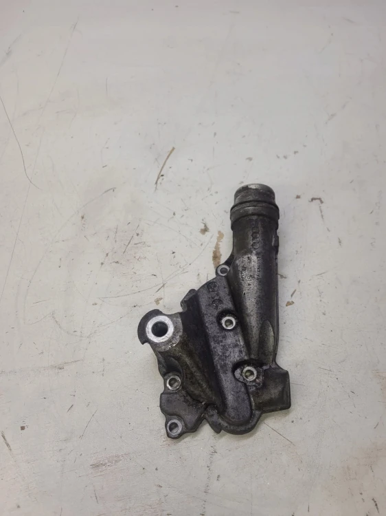 OBUDOWA TERMOSTATU AUDI S4 S5 A6 3.0 T 06E121161AN