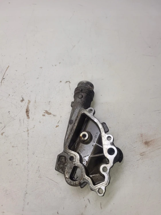 OBUDOWA TERMOSTATU AUDI S4 S5 A6 3.0 T 06E121161AN