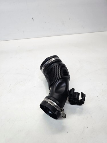 WĄŻ PRZEWÓD POWIETRZA AUDI A4 B9 A5 8W 04L129661B