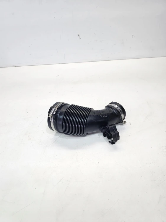 WĄŻ PRZEWÓD POWIETRZA AUDI A4 B9 A5 8W 04L129661B