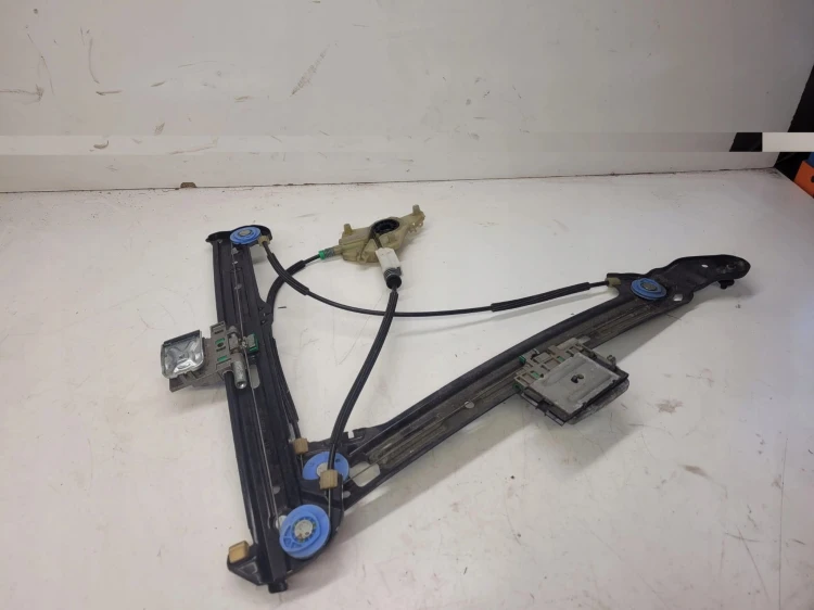 MECHANIZM SZYBY PRAWY PRZÓD AUDI A7 4G8837462A
