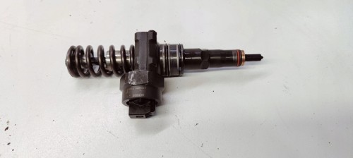 POMPOWTRYSKIWACZ AUDI VW 1.9 TDI 038130073F USZK