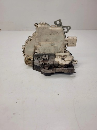 ZAMEK DRZWI PRAWY PRZÓD AUDI A4 A5 Q5 8J2837016C