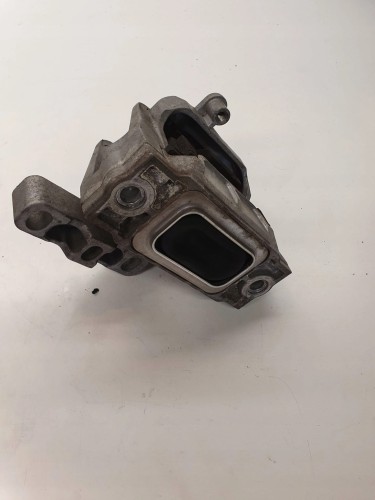ŁAPA PODUSZKA SILNIKA AUDI 1.9 TDI VW 1K0199262AS