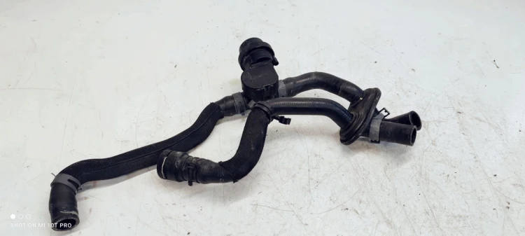 WĄŻ RURA WODY AUDI A4 A5 Q5 8K1819350AQ