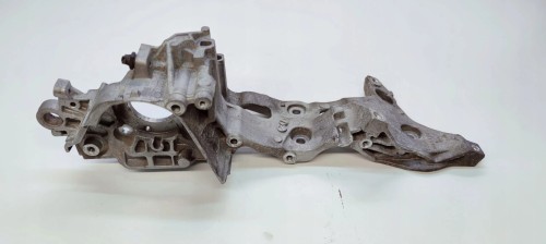 ŁAPA ALTERNATORA MOCOWANIE AUDI A4 B9 A5 A6 04L903143B