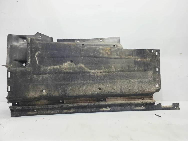 OSŁONA PŁYTA PODWOZIA LEWA DUŻA AUDI Q5 8R LIFT 8R0825207E 6/26