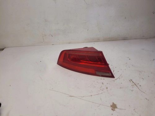 LAMPA LEWY TYŁ W BŁOTNIK LED AUDI A7 4G8945095