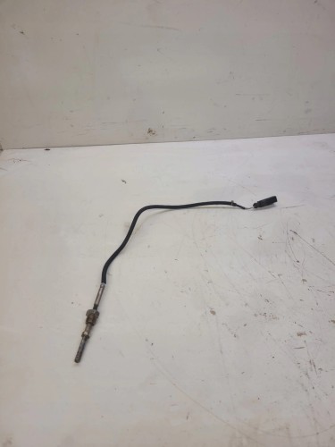 CZUJNIK TEMPERATURY SPALIN AUDI VW 059906088AT