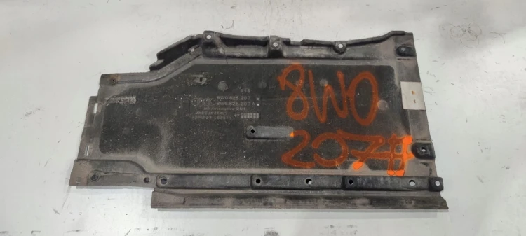 OSŁONA PODWOZIA LEWA DUŻA AUDI A4 B9 A5 8W 8W0825207A