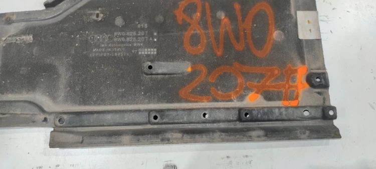 OSŁONA PODWOZIA LEWA DUŻA AUDI A4 B9 A5 8W 8W0825207A