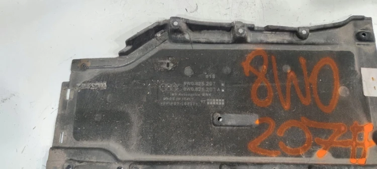 OSŁONA PODWOZIA LEWA DUŻA AUDI A4 B9 A5 8W 8W0825207A